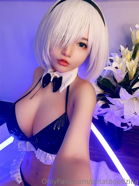Gambar Bugil Cosplay Potato Godzilla Nude 2B Maid Bikini Pose Brutal Sampe Dildo Masuk