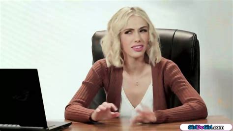 Sexy Brunette Lesbian Coed Gives Gf Her First Taste Of Pussy