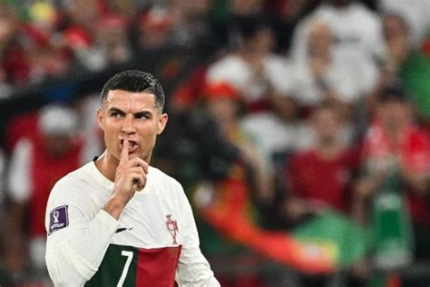 Foto Teka Teki Cristiano Ronaldo Gabung Tim Arab Saudi Al Nassr Usai