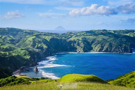 batanes top  heavenly locations    philippines prettiest island