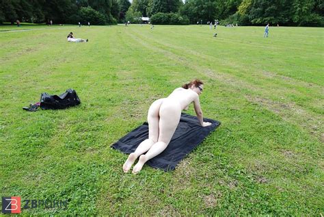 Nackt Im Stadtpark Naked Public Park ZB Porn