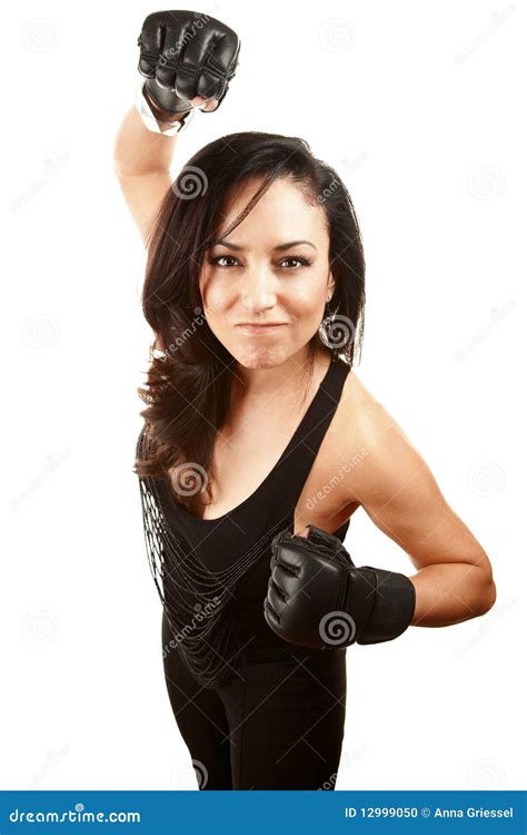 De Mooie Vrouw Van Latina Met Bokshandschoenen Stock Foto Image Of Vrij Mexicaans 12999050