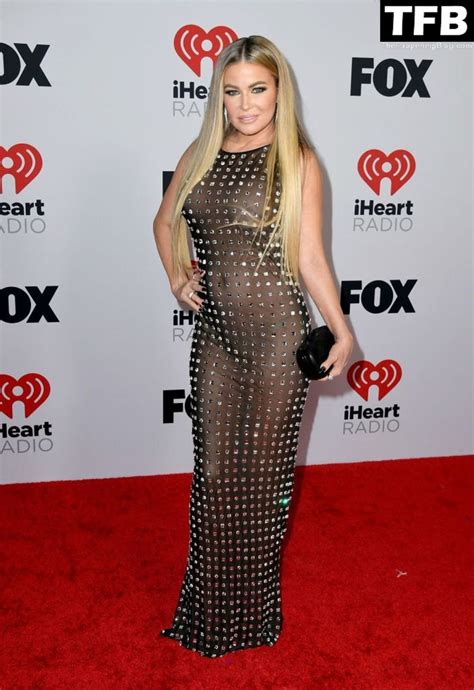 Carmen Electra Flashes Her Nude Tits At The IHeartRadio Music Awards 7 Photos TheFappening