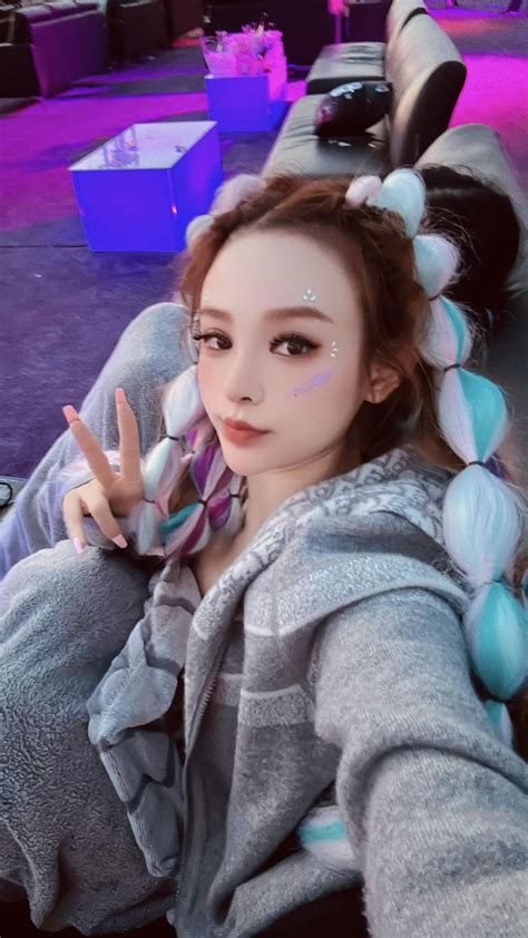 Cuộc sống như bà hoàng của hot girl một thời Huyền Baby