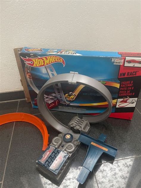 Hot Wheels Bahn Mit Motor Gebraucht In Pfyn F R Chf Mit Lieferung Auf Ricardo Kaufen