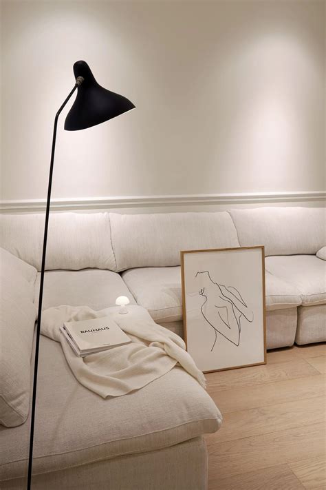 Minimalist Modern Woman Naked Body Line Drawing Wall Art Print Home Decor Feminist Poster Female