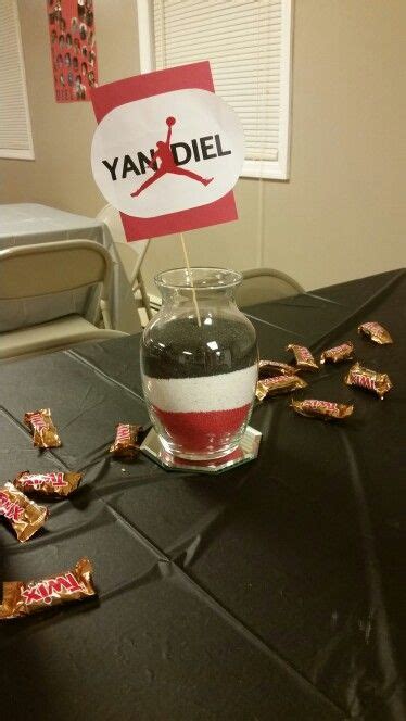 Centerpieces Before Balloons For Yandis Jordan Themed Party Party