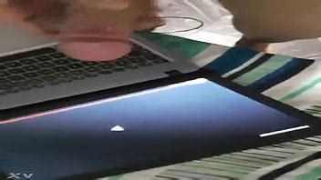 Le Dan Leche En Un Muy Buen Tributo XVIDEOS