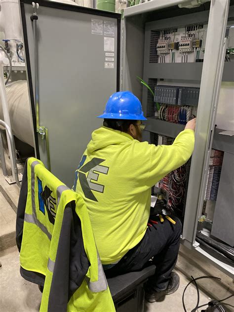 Experts debate whether the controls engineer salary matches current demand 27