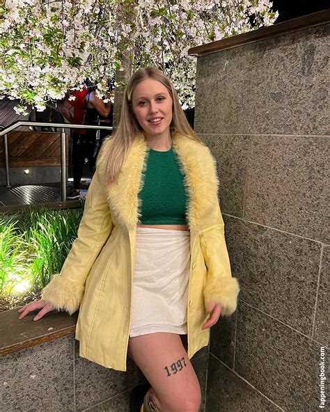 Scorpio Milk Nude OnlyFans Leaks Fappening FappeningBook