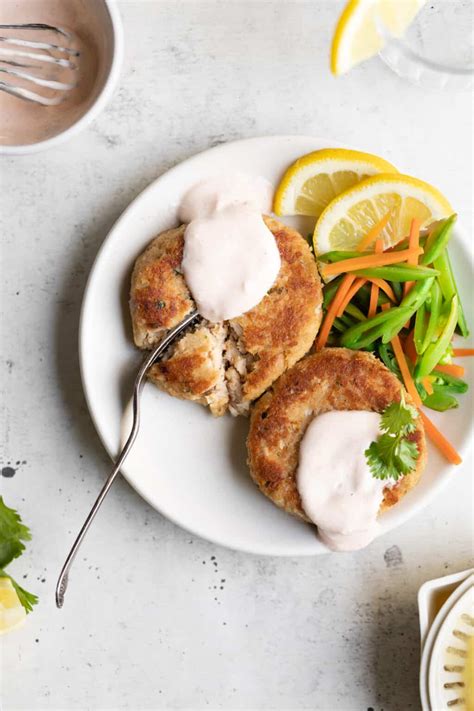 Easy Tuna Patties With Spicy Aioli Erin Lives Whole