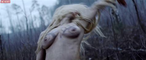 Dominika Strozewska Nude Pics Pagina 1