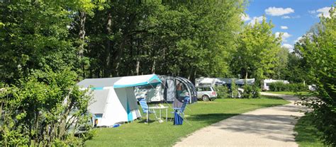 Camping Le Lac D Orient Mesnil Saint P Re H Bergements De Plein Air