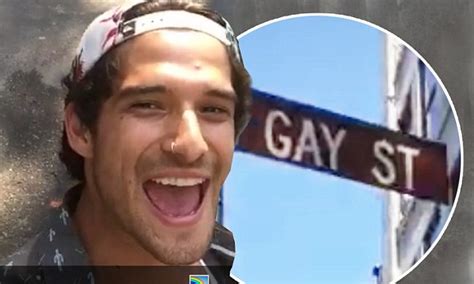 Teen Wolf S Tyler Posey Says He Is NOT Gay And Tells Fans He S Truly Sorry For Appearing To