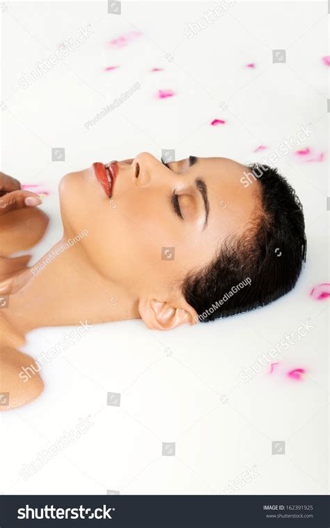 Attractive Naked Woman Lying Milk Bath Stock Photo 162391925 Shutterstock