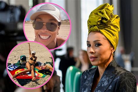 Brzoska Wybra Ch Odn P Noc Omenaa Wygrzewa Si Na Portugalskiej Pla Y W Kusym Bikini