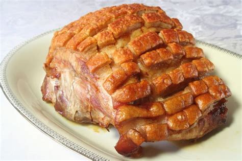 Easy Roast Pork with Crackling and Gravy on BakeSpace.com