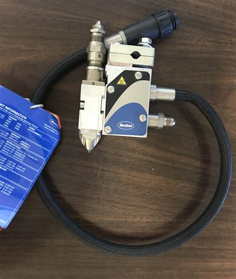 Nordson Hot Melt Adhesive Gun Model Kbcgs P N Volts Watts New Equipment