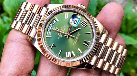 mikroskopisch Ehrgeizig Barmherzig rolex day date green mach weiter Backstein Gezähnt