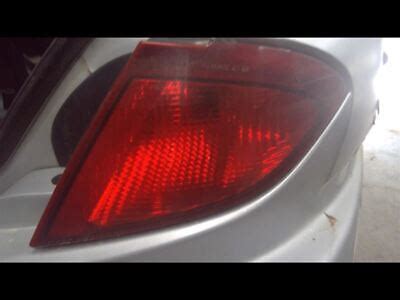 Passenger Tail Light 2 Door Quarter Panel Mounted Fits 03 05 SUNFIRE