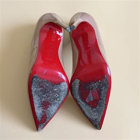 Nude Christian Louboutin So Kate Pumps Gem