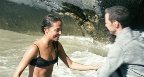 Naked Alicia Vikander In Submergence