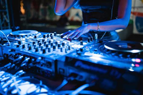 Pourquoi engager un DJ d Anniversaire pour votre soirée