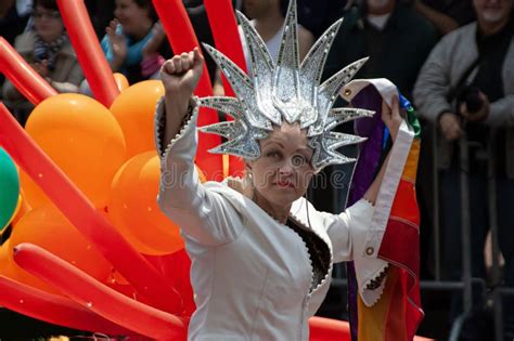 Cyndi Lauper Grand Marshal At The Sf Gay Pride Parade Editorial Photo Image Of Sports