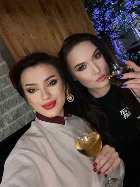 TW Pornstars - Lady Perse. Twitter. I know you are dreaming about