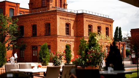 MANUFAKTURA - ABOUT US