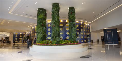 Fontainebleau Resort - Seasons Landscaping