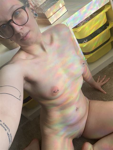 Playing With Light Made For A Pretty Neat Nude Porn Pic