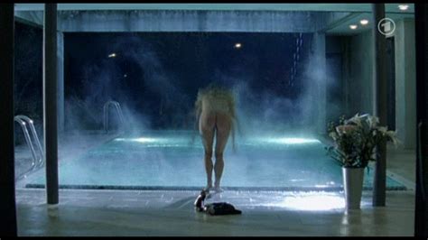 Naked Birgit Köhn in Wolfsfährte