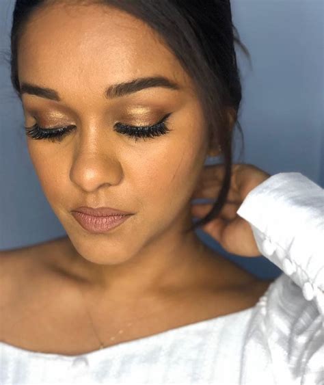 Bronze Eye And Nude Lip Makeup By Madushi In