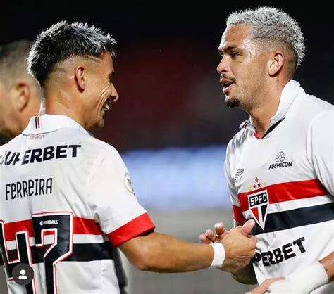 show de Luciano e Ferreira São Paulo vence Bahia e estraga volta