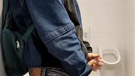 Very Hot Jerk Off In Public Bus XHamster