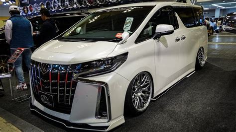 4kkuhl Racing Toyota 30 Alphard Bodykit クールレーシング 30系アルファードカスタム