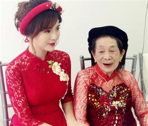 Hot Girl T Linh M U Xinh P R Ng R Trong L N H I