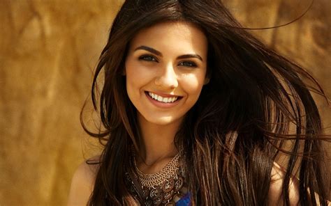 1920x1200 1920x1200 Victoria Justice Women Brunette Wallpaper Coolwallpapers Me