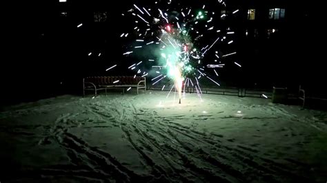 Новогодний фонтан - YouTube