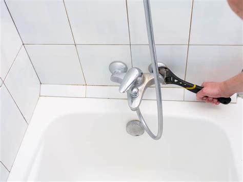 Bathroom Faucet Leaking From Spout Rispa