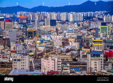 Gwangju korea hi-res stock photography and images - Alamy