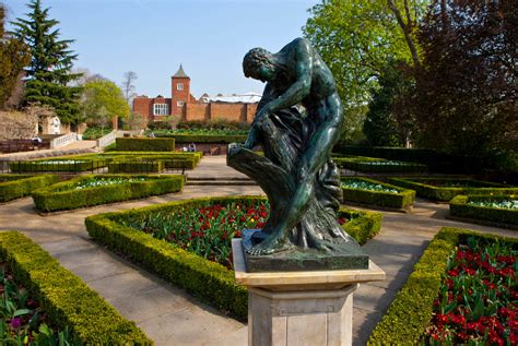 holland park  london visitor information days   londontopia