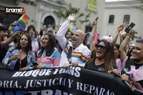 Marcha Del Orgullo Gay Im Genes De La Movilizaci N Lgtbi Por Las Calles Del Cercado De Lima