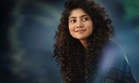 మరోసారి తన క్రేజ్ ను చూపించాలి అనుకుంటున్న సాయి పల్లవి