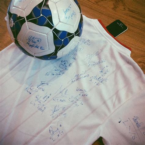 Hot girl Salim khoe ảnh cùng Công Phượng