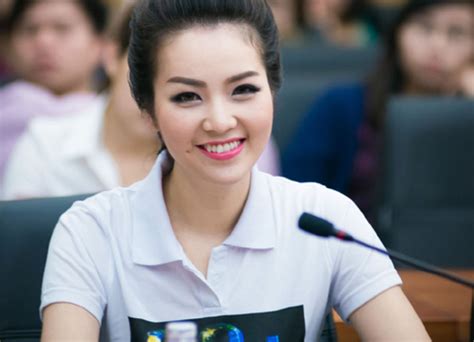 MC Thụy Vân Không phải cứ chụp ảnh nude là đẹp