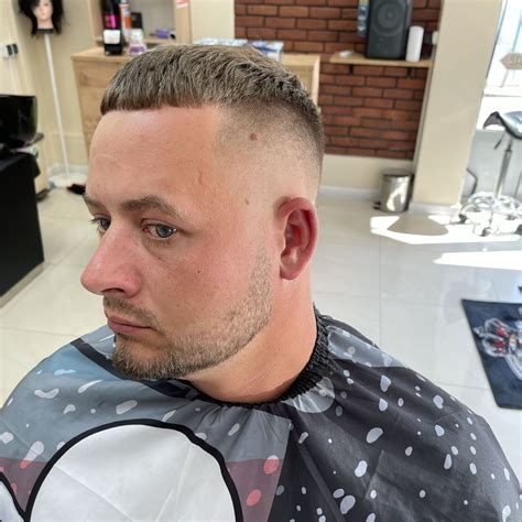 Customers complain about top fade barber shop booking system 2