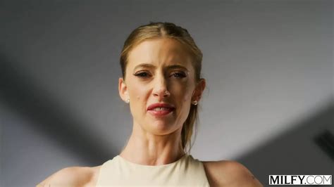 Free Yoga MILF Porn Videos XHamster