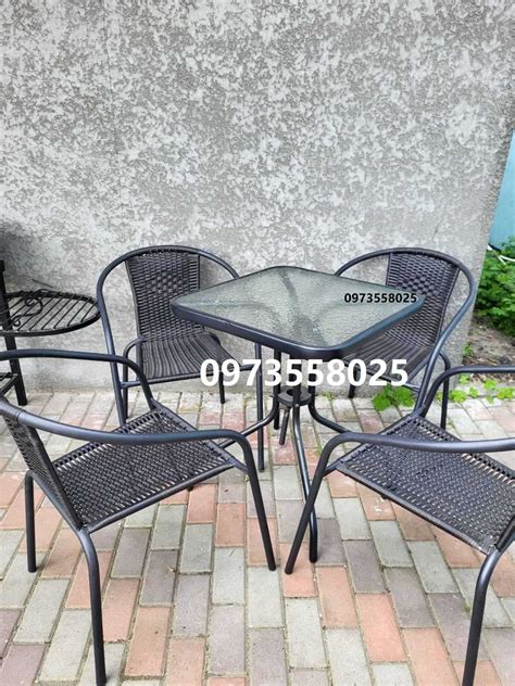 Комплект мебели на терасу, кафе, балкон стол и стулья. Стіл та стільці ...